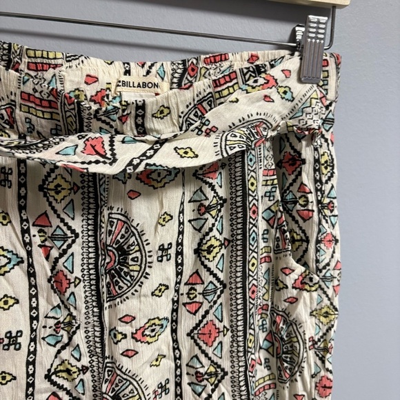 Billabong Pants - Picture 2 of 5